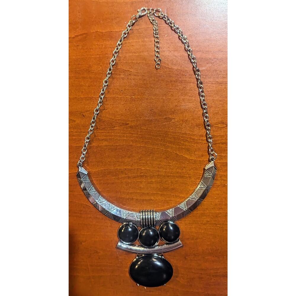 PAPARAZZI Brand Commander In Chiefette Necklace 19" Black Silver Tone Statement